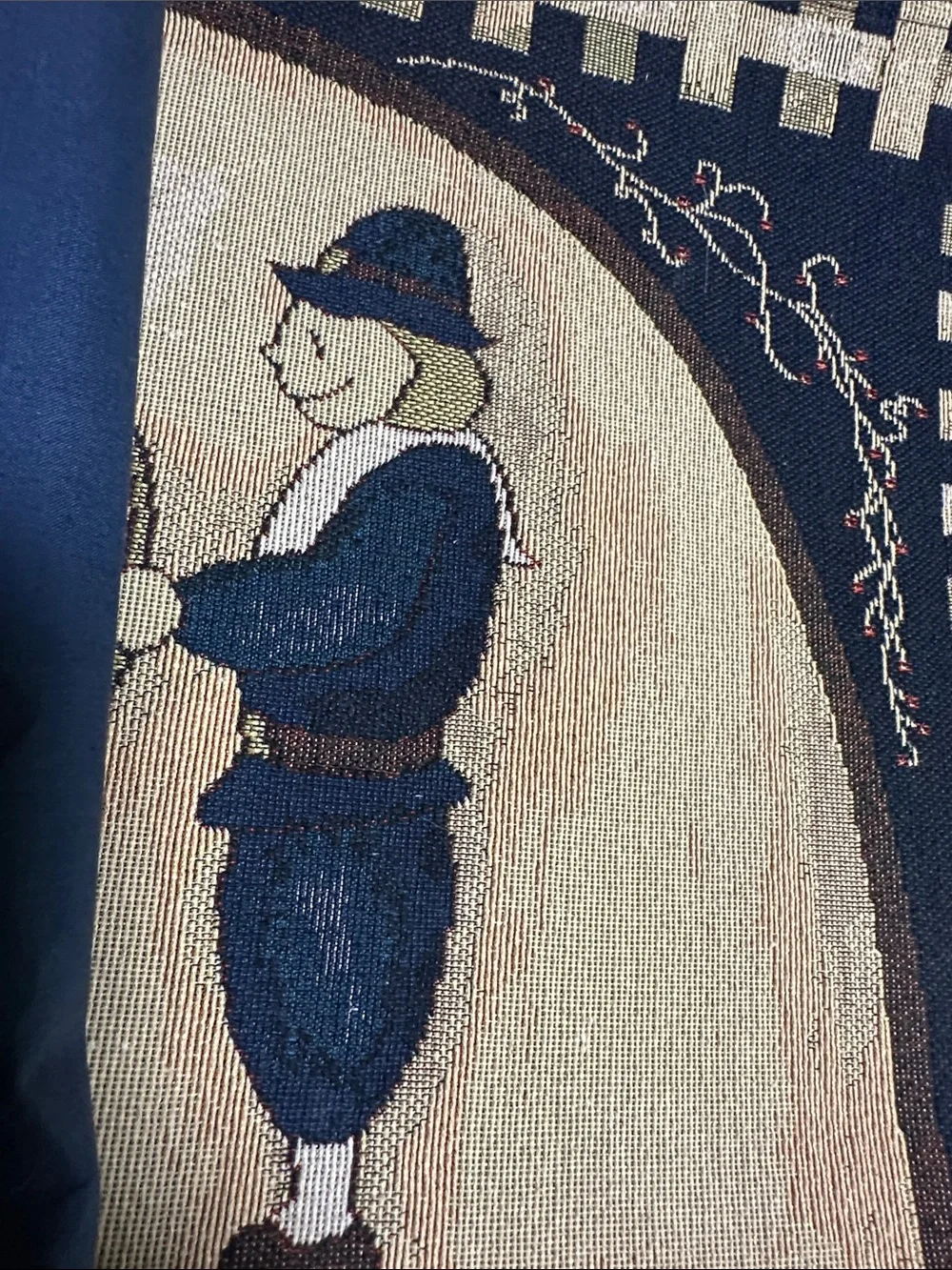 Set of 8 Folk Art Pilgrim Tapestry Placemats Cover - Navy & Beige w 2 Pot Holder